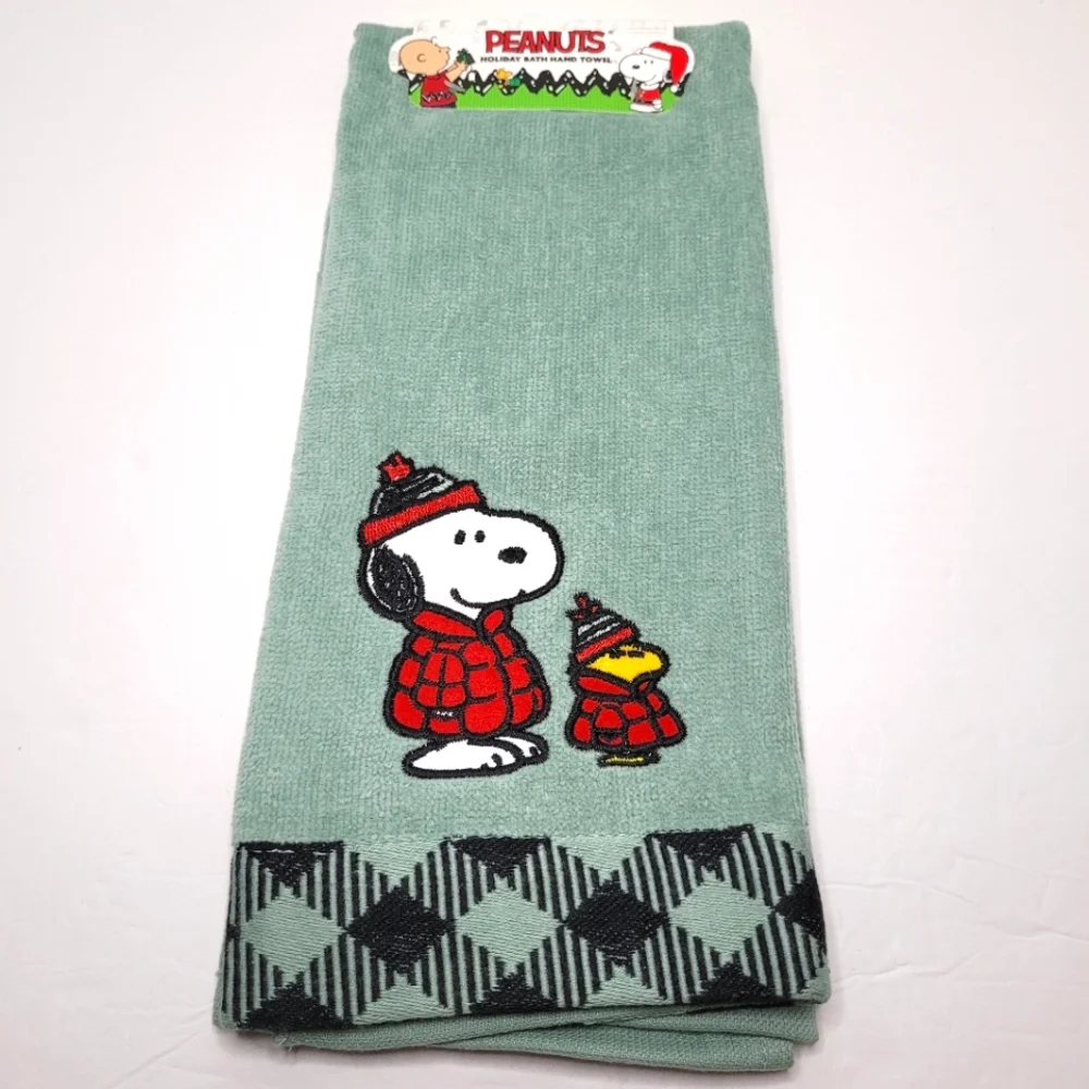 Snoopy and Woodstock Winter Hand Towel 100% Cotton NWT